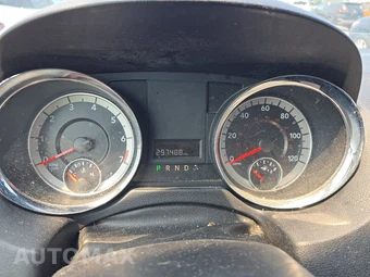 2019 Dodge Grand Caravan SXT 121.2" WB - miniatura 12