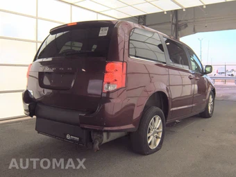 2019 Dodge Grand Caravan SXT 121.2" WB - miniatura 4