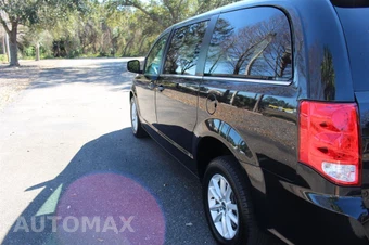 2019 Dodge Grand Caravan SXT 121.2" WB - miniatura 14