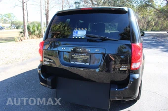 2019 Dodge Grand Caravan SXT 121.2" WB - miniatura 17