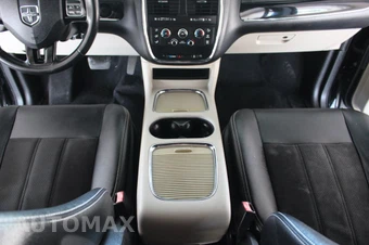2019 Dodge Grand Caravan SXT 121.2" WB - miniatura 39
