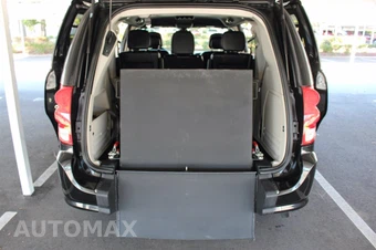 2019 Dodge Grand Caravan SXT 121.2" WB - miniatura 46