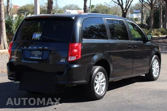 2019 Dodge Grand Caravan SXT 121.2" WB - miniatura 9
