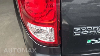 2019 Dodge Grand Caravan SXT 121.2" WB - miniatura 38