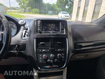 2019 Dodge Grand Caravan SXT 121.2" WB – miniatura 10
