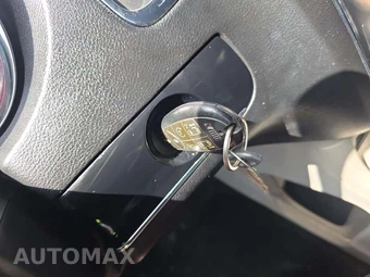 2019 Dodge Grand Caravan SXT 121.2" WB – miniatura 8