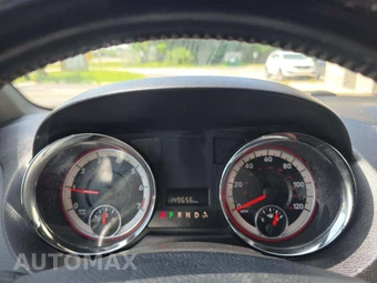 2019 Dodge Grand Caravan SXT 121.2" WB – miniatura 9