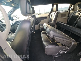 2019 Dodge Grand Caravan SXT 121.2" WB - miniatura 13
