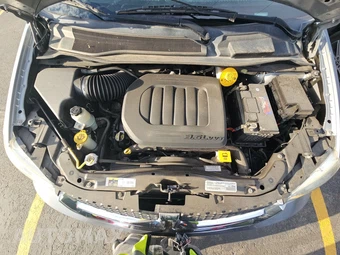 2019 Dodge Grand Caravan SXT 121.2" WB - miniatura 16