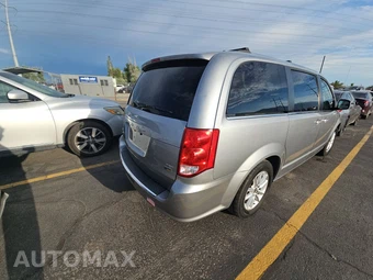 2019 Dodge Grand Caravan SXT 121.2" WB - miniatura 4