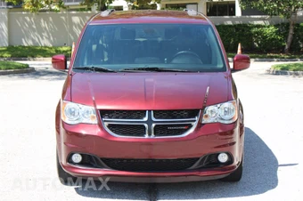 2019 Dodge Grand Caravan SXT 121.2" WB - miniatura 4