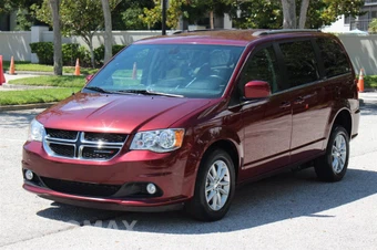 2019 Dodge Grand Caravan SXT 121.2" WB - miniatura 5