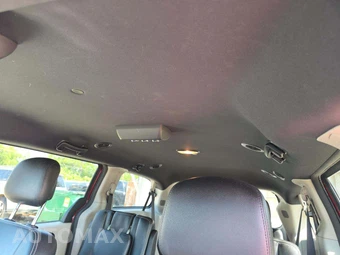 2019 Dodge Grand Caravan SXT 121.2" WB - miniatura 11