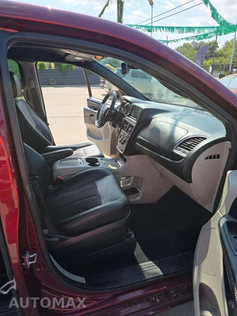2019 Dodge Grand Caravan SXT 121.2" WB - miniatura 18
