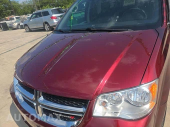 2019 Dodge Grand Caravan SXT 121.2" WB - miniatura 23
