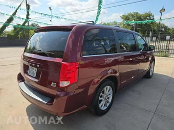 2019 Dodge Grand Caravan SXT 121.2" WB - miniatura 3