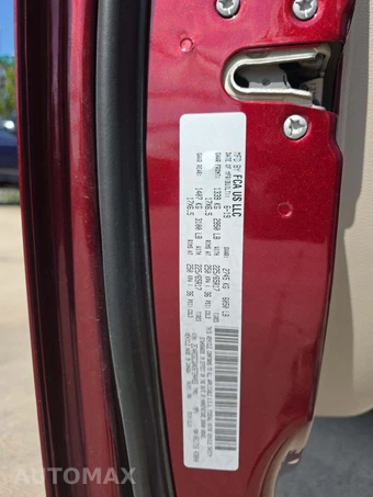 2019 Dodge Grand Caravan SXT 121.2" WB - miniatura 5