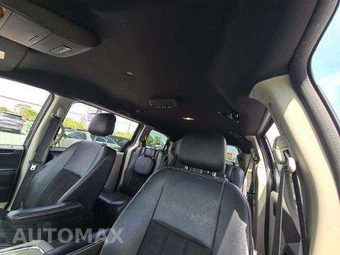 2019 Dodge Grand Caravan SXT - miniatura 11