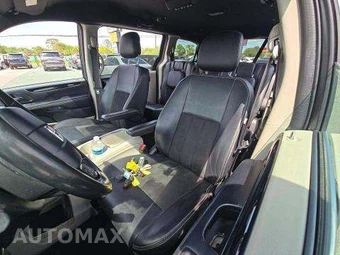 2019 Dodge Grand Caravan SXT - miniatura 6