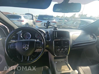 2019 Dodge Grand Caravan SXT - miniatura 11