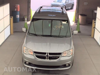 2019 Dodge Grand Caravan SXT - miniatura 2