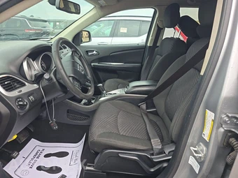 2019 Dodge Journey SE - miniatura 7