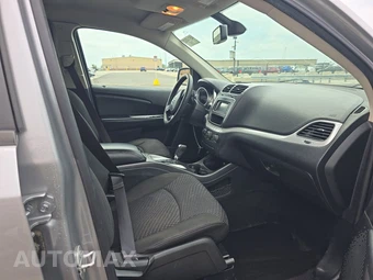 2019 Dodge Journey SE - miniatura 8