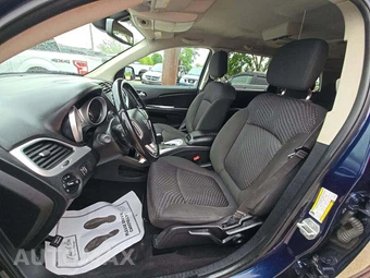 2019 Dodge Journey SE – miniatura 3
