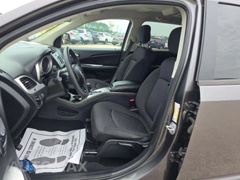 2019 Dodge Journey SE – miniatura 3