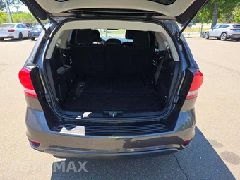 2019 Dodge Journey SE – miniatura 11