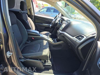 2019 Dodge Journey SE – miniatura 15