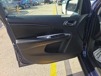 2019 Dodge Journey SE – miniatura 9