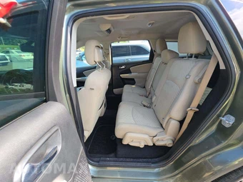 2019 Dodge Journey SE - miniatura 13