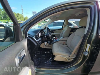 2019 Dodge Journey SE - miniatura 6