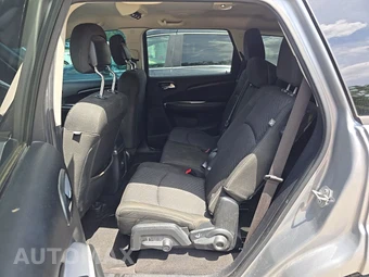 2019 Dodge Journey SE – miniatura 13