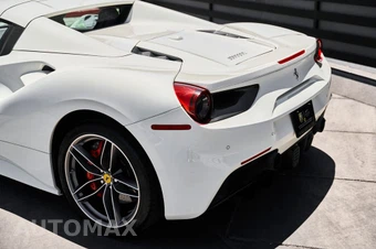 2019 Ferrari 488 Spider Convertible - miniatura 10
