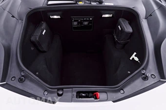 2019 Ferrari 488 Spider Convertible - miniatura 29
