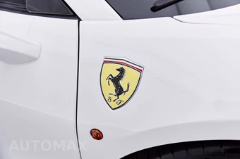 2019 Ferrari 488 Spider Convertible - miniatura 41