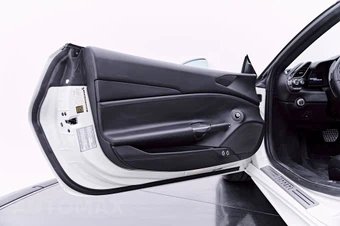 2019 Ferrari 488 Spider Convertible - miniatura 48