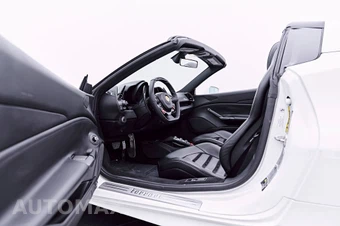 2019 Ferrari 488 Spider Convertible - miniatura 49
