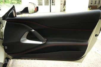 2019 Ferrari 812 Superfast - miniatura 21
