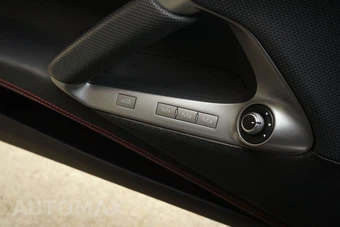 2019 Ferrari 812 Superfast - miniatura 22