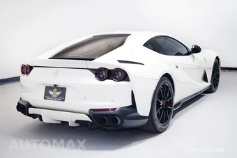 2019 Ferrari 812 Superfast - miniatura 5