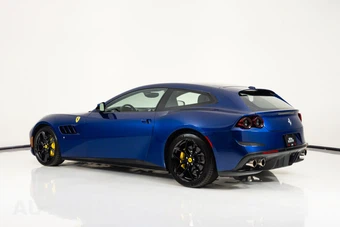 2019 Ferrari GTC4Lusso T - miniatura 5
