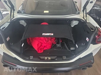 2019 Ferrari Portofino - miniatura 7