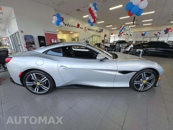 2019 Ferrari Portofino - miniatura 4