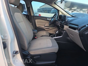 2019 Ford EcoSport SE - miniatura 8