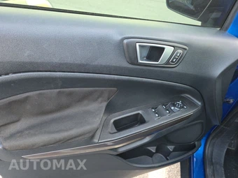 2019 Ford EcoSport SE - miniatura 9