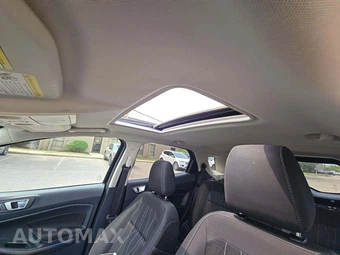 2019 Ford EcoSport SE - miniatura 8