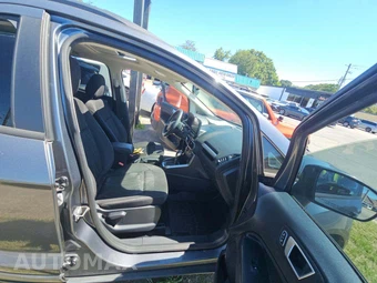 2019 Ford EcoSport SE – miniatura 18